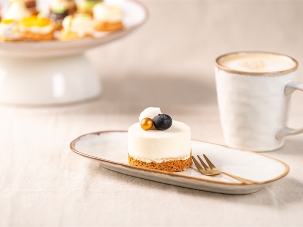 Yoghurt framboos gebakje